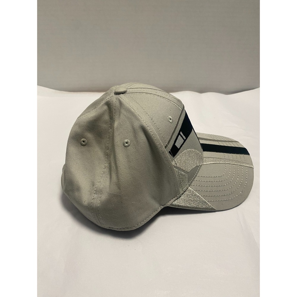 Star Wars The Mandalorian Disney Store Gray Beskar Helmet Snapback Hat Mudhorn - Picture 3 of 4